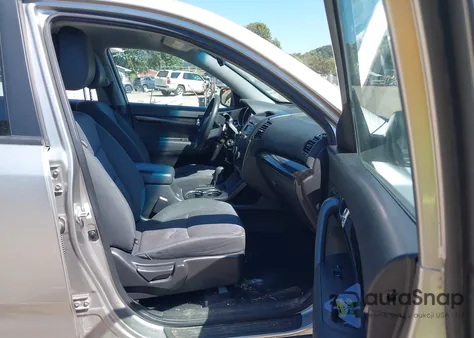 2012 Kia Sorento Lx V6 из США, поврежденный, VIN 5XYKTDA21CG278461